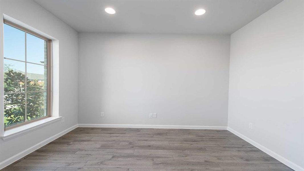 Spacious, unfurnished interior of a new home in Avondale 40', Rockwall (Image 15).
