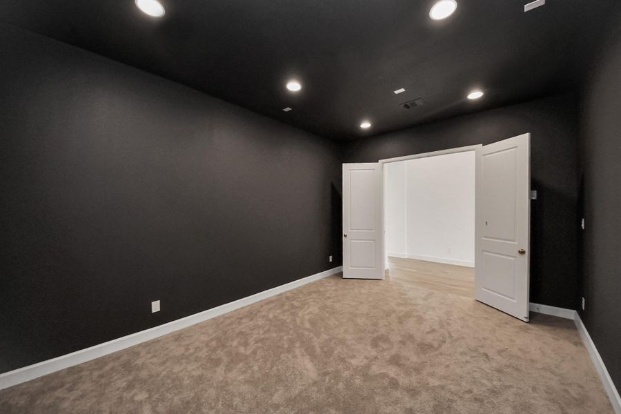 Spacious, unfurnished interior of a new home in Valencia, Manvel (Image 46). Spacious, unfurnished interior of a new home in Valencia, Manvel (Image 46).