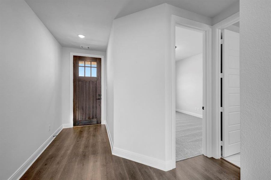 Spacious, unfurnished interior of a new home in Treeline, Justin (Image 23).