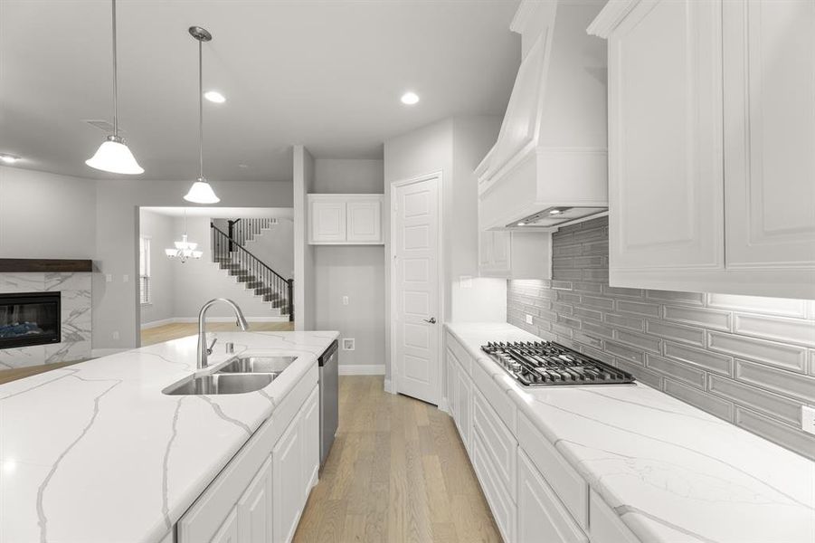 3539 Helios-Kitchen-3