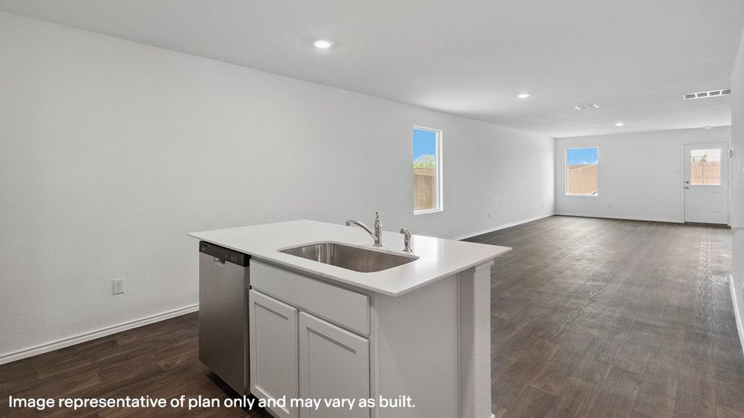 Image 26 of a home in Lucero.