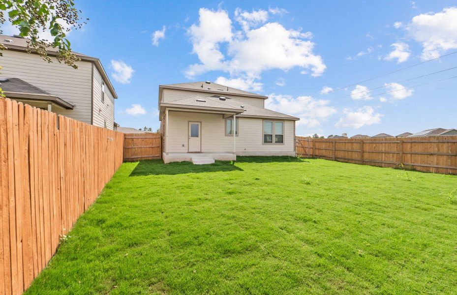 Exterior details and patio area of a home in Sonterra, Jarrell (Image 24).