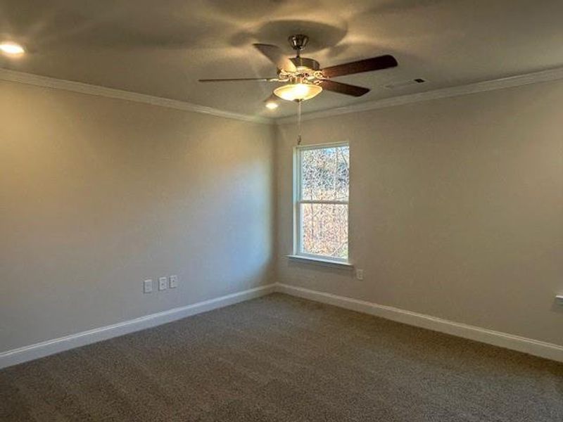 Spacious, unfurnished interior of a new home in Habersham Meadows, Demorest (Image 11).