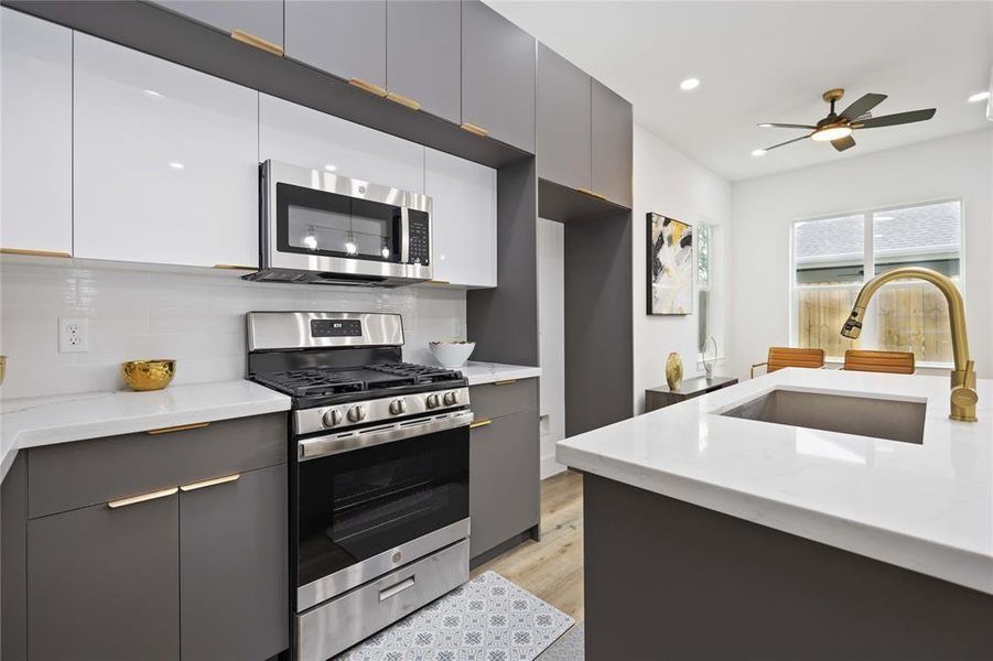 You will enjoy preparing meals and entertaining in this elegant kitchen!