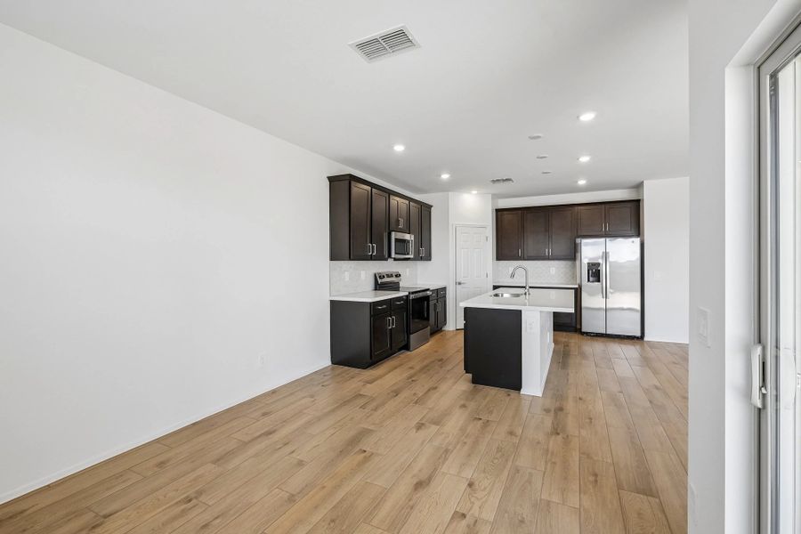 Dining into kitchen
