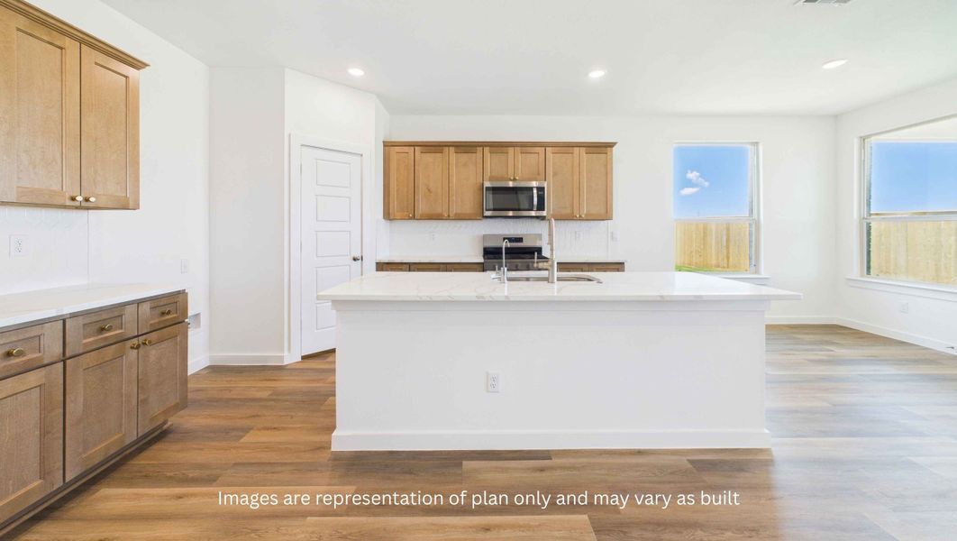 Representative furnished interior of a home built from the The RedRock by D.R. Horton in Westmont, Lubbock (Image 6).