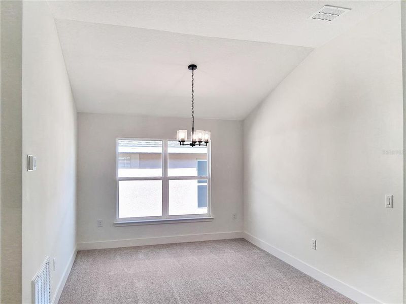 Spacious, unfurnished interior of a new home in Arbor Park, Leesburg (Image 11).