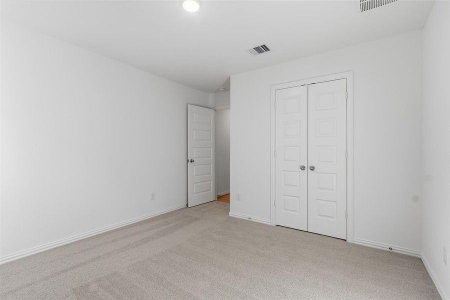Spacious, unfurnished interior of a new home in Oakwood Estates, Waller (Image 16). Spacious, unfurnished interior of a new home in Oakwood Estates, Waller (Image 16).