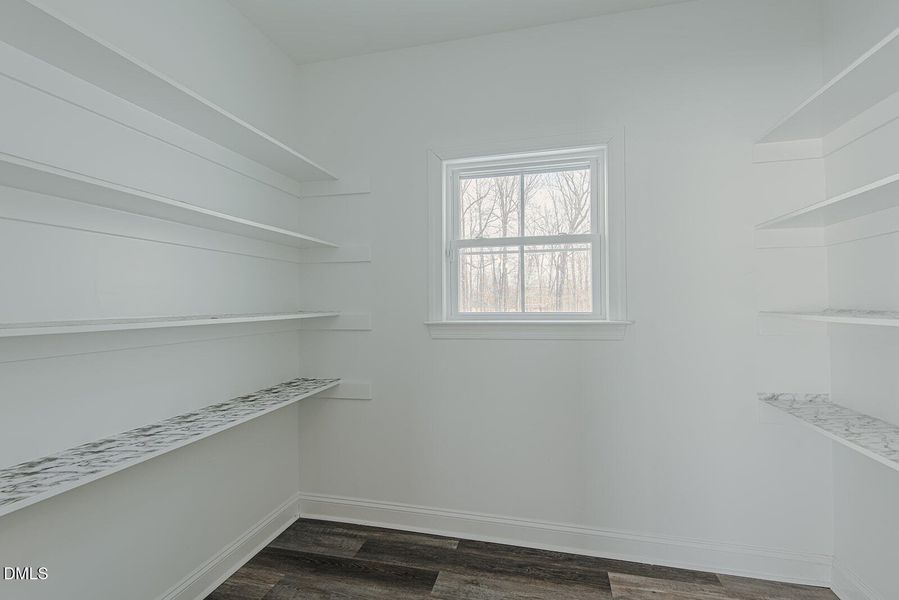 _MGP7826-HDR _MGP7826-HDR