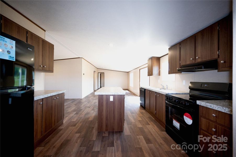 Image 20 of a home in .