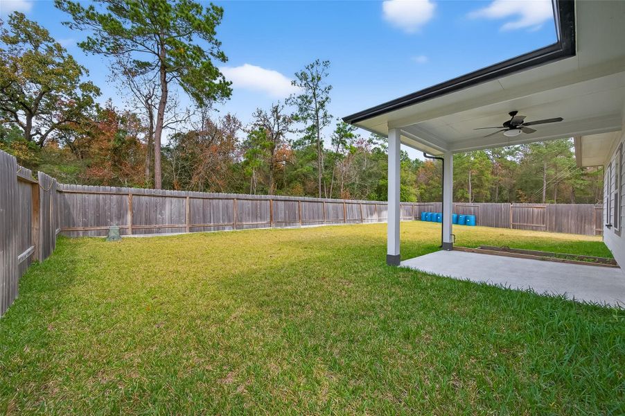 Exterior details and patio area of a home in , Tomball (Image 30).