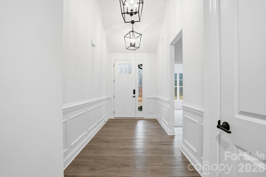 Spacious, unfurnished interior of a new home in Rone Creek, Waxhaw (Image 41). Spacious, unfurnished interior of a new home in Rone Creek, Waxhaw (Image 41).