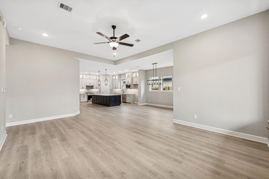 Spacious, unfurnished interior of a new home in The Highlands 55' - Encore Collection, Porter (Image 17). Spacious, unfurnished interior of a new home in The Highlands 55' - Encore Collection, Porter (Image 17).