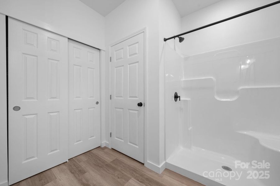 Spacious, unfurnished interior of a new home in , Hickory (Image 41). Spacious, unfurnished interior of a new home in , Hickory (Image 41).