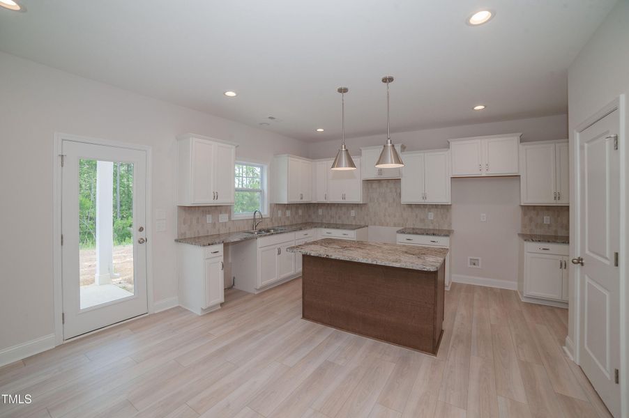 3966 Black Hills Road-15