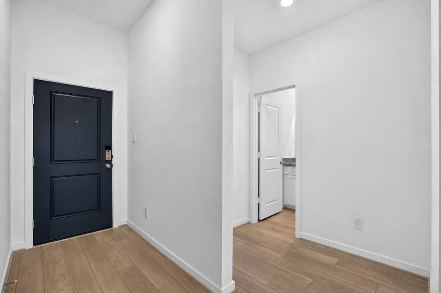 Spacious, unfurnished interior of a new home in Redbud, Hockley (Image 15). Spacious, unfurnished interior of a new home in Redbud, Hockley (Image 15).