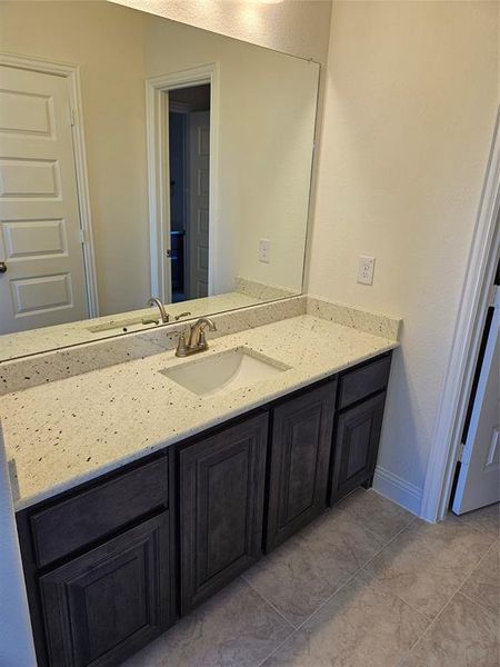 Furnished interior view inside a new home in West Farmington, Van Alstyne (Image 9). Furnished interior view inside a new home in West Farmington, Van Alstyne (Image 9).