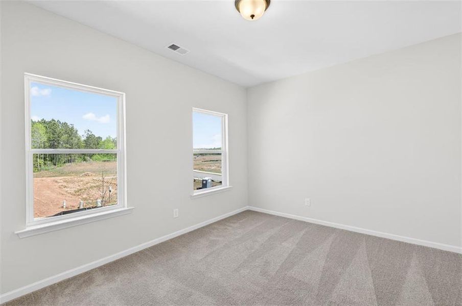 Spacious, unfurnished interior of a new home in Evergreen at Lakeside, Temple (Image 23).
