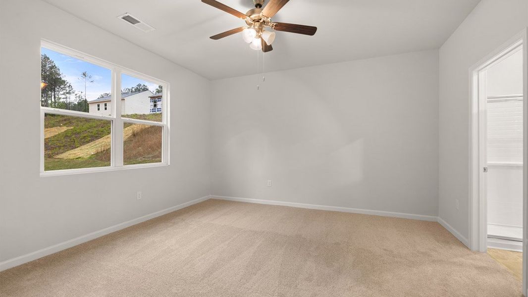 Representative unfurnished interior of a home built from the Allex by D.R. Horton in Captain's Corner, Grovetown (Image 31).