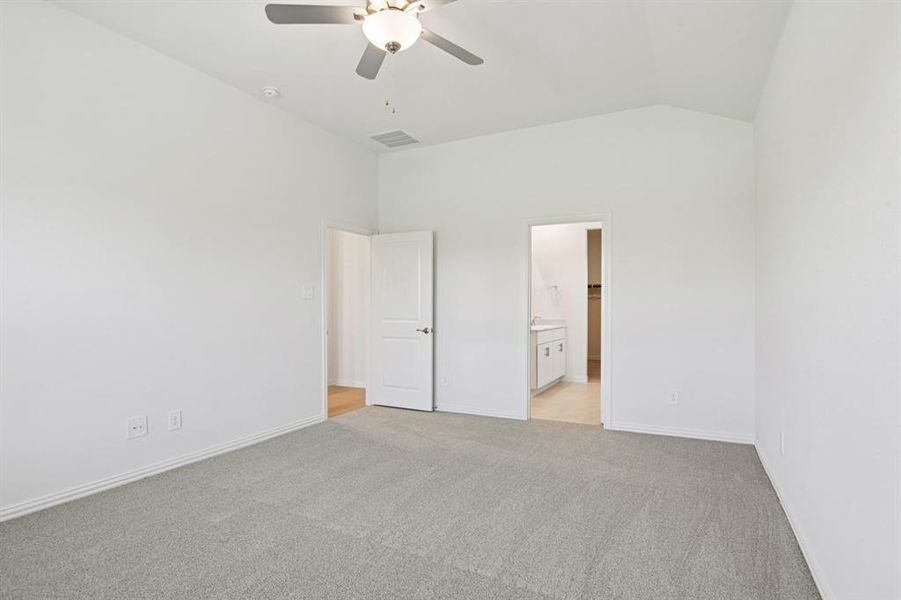 Photo is not of the actual home, but is an inspirational photo of builder’s model home and may depict options, furnishings, and/or decorator features that are not included.