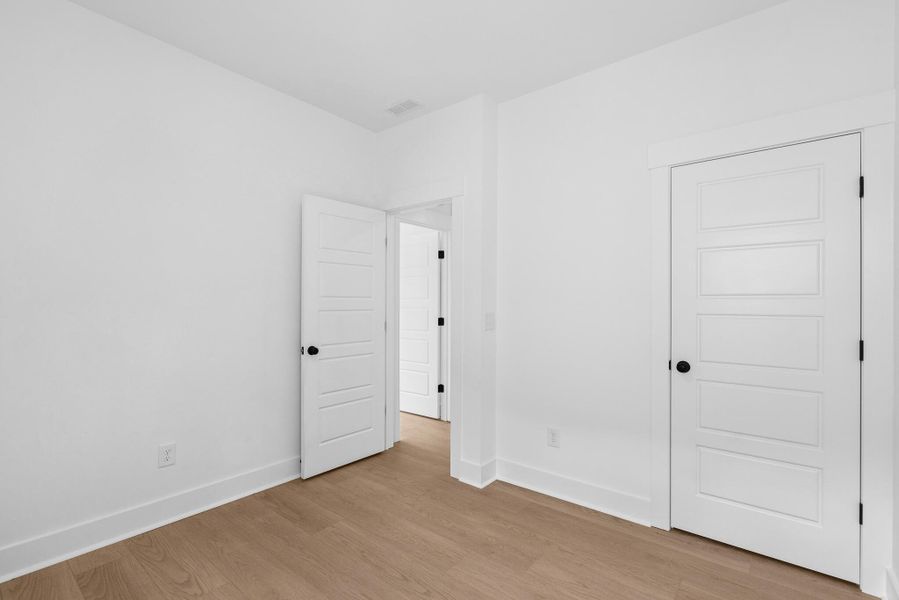 Spacious, unfurnished interior of a new home in Discover - Select, Summerville (Image 9).