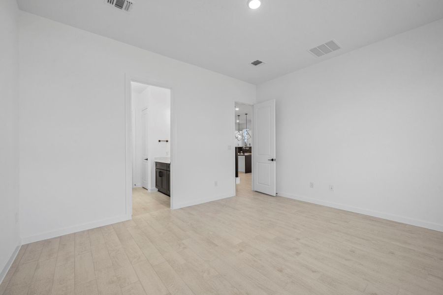 Spacious, unfurnished interior of a new home in Katy Court, Katy (Image 12). Spacious, unfurnished interior of a new home in Katy Court, Katy (Image 12).
