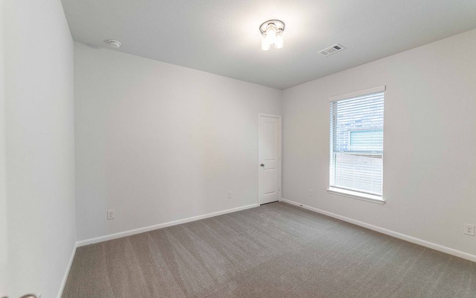 Spacious, unfurnished interior of a new home in Solterra, Mesquite (Image 41).
