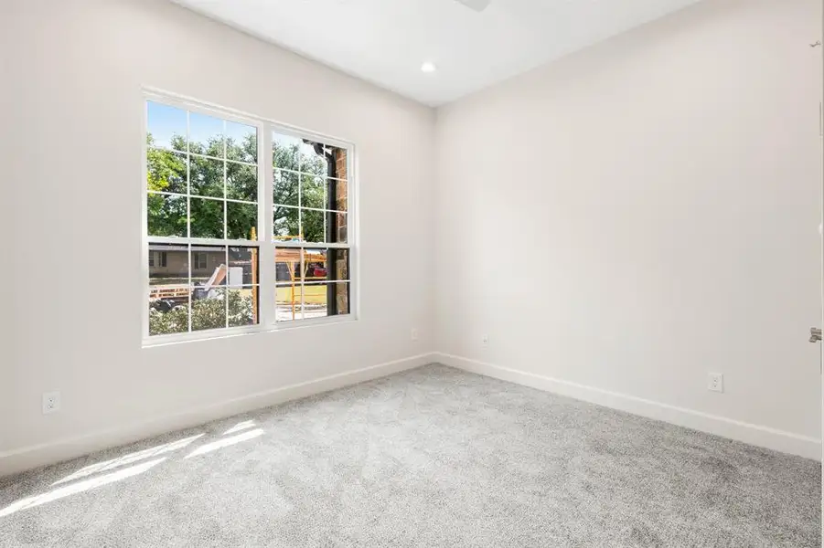 Spacious, unfurnished interior of a new home in , Sachse (Image 21). Spacious, unfurnished interior of a new home in , Sachse (Image 21).