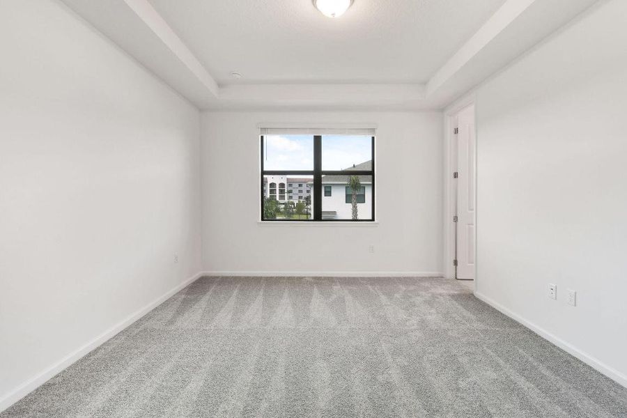 Lot52-10-7646SWLUCYLN(20)