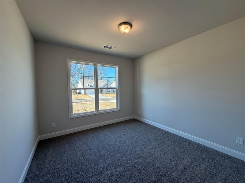 Spacious, unfurnished interior of a new home in , Jefferson (Image 35).