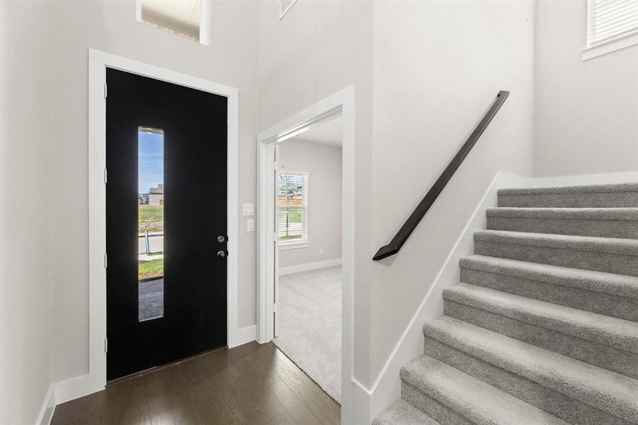 Spacious, unfurnished interior of a new home in Solterra, Mesquite (Image 14).