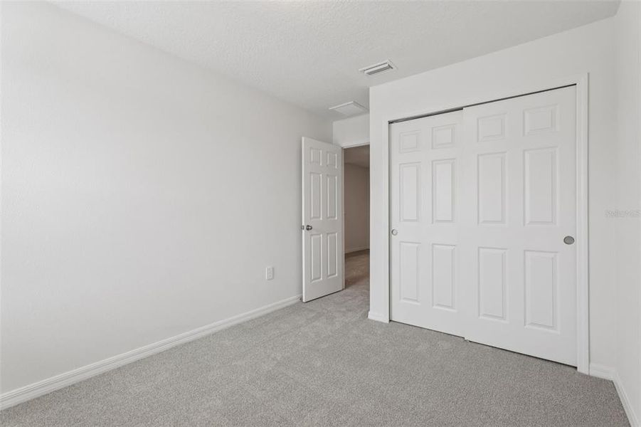 Spacious, unfurnished interior of a new home in Cagan Crossings West, Clermont (Image 20).