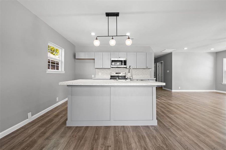 Furnished interior view inside a new home in , Fort Worth (Image 9).