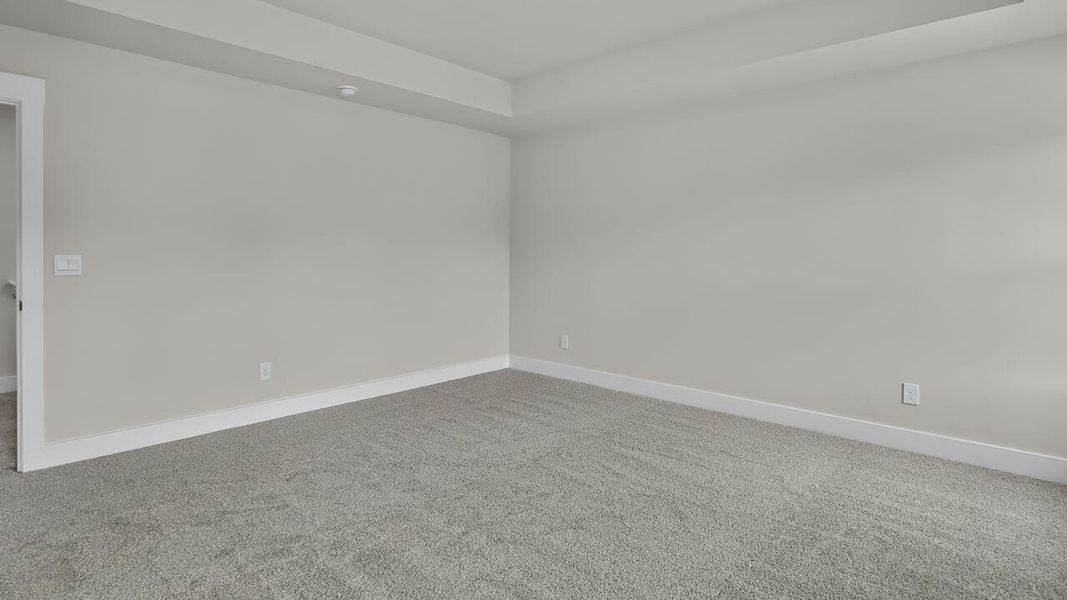Spacious, unfurnished interior of a new home in Indigo Preserve, Leland (Image 27).