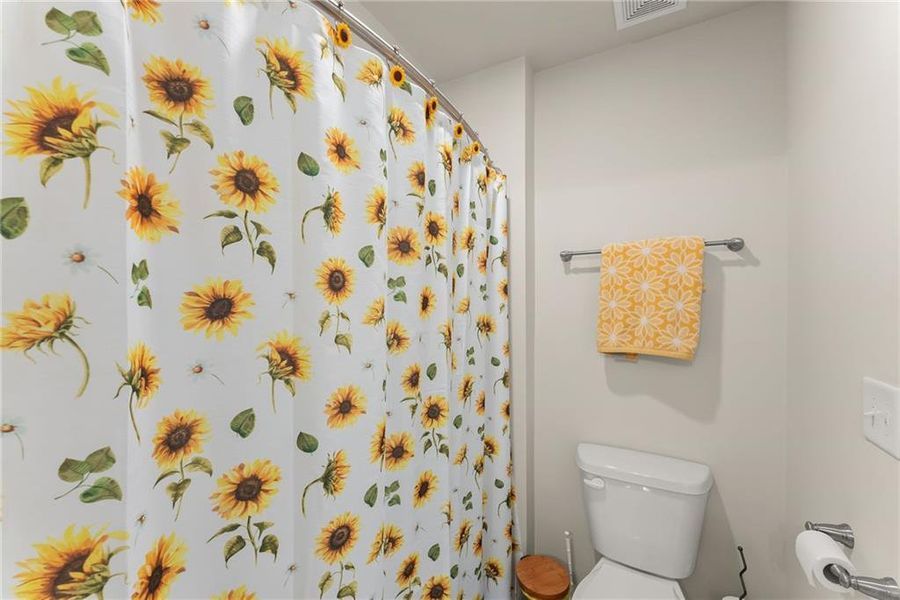 Image 71 of a home in .