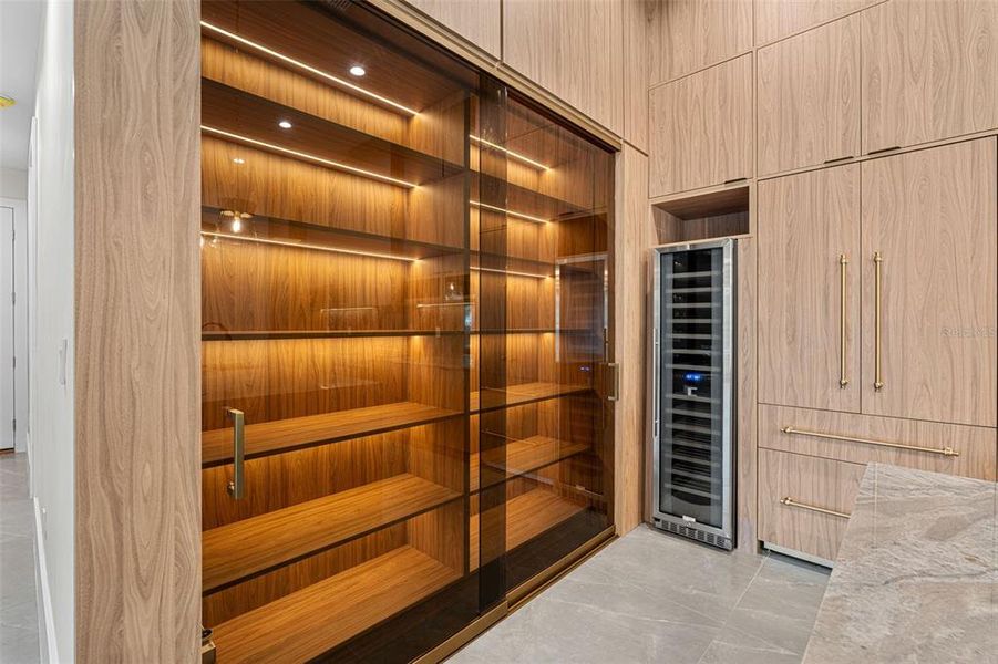 Close-up of interior finishes inside a home in , Winter Park (Image 20).