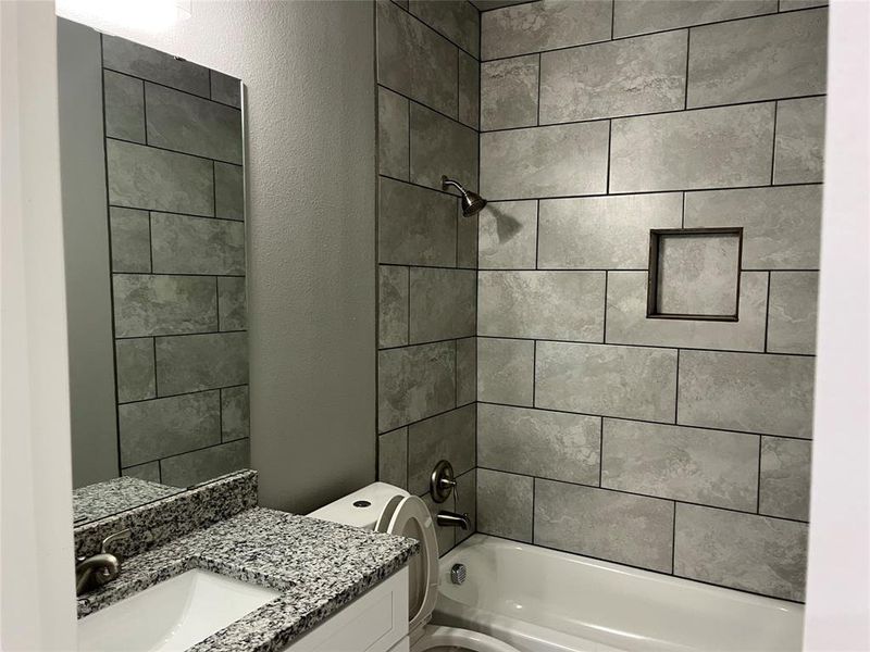 Spacious, unfurnished interior of a new home in , Fort Worth (Image 10).