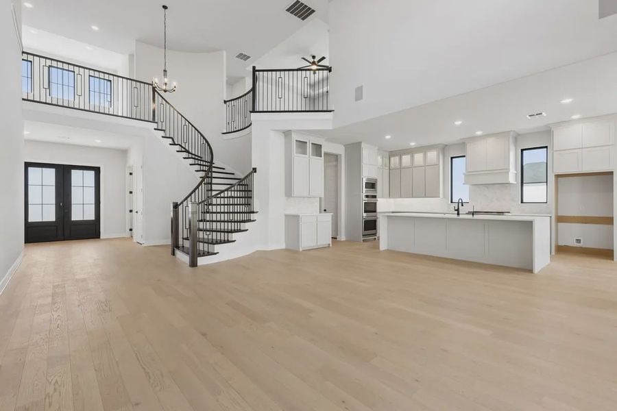 Spacious, unfurnished interior of a new home in The Grove Frisco, Frisco (Image 18). Spacious, unfurnished interior of a new home in The Grove Frisco, Frisco (Image 18).