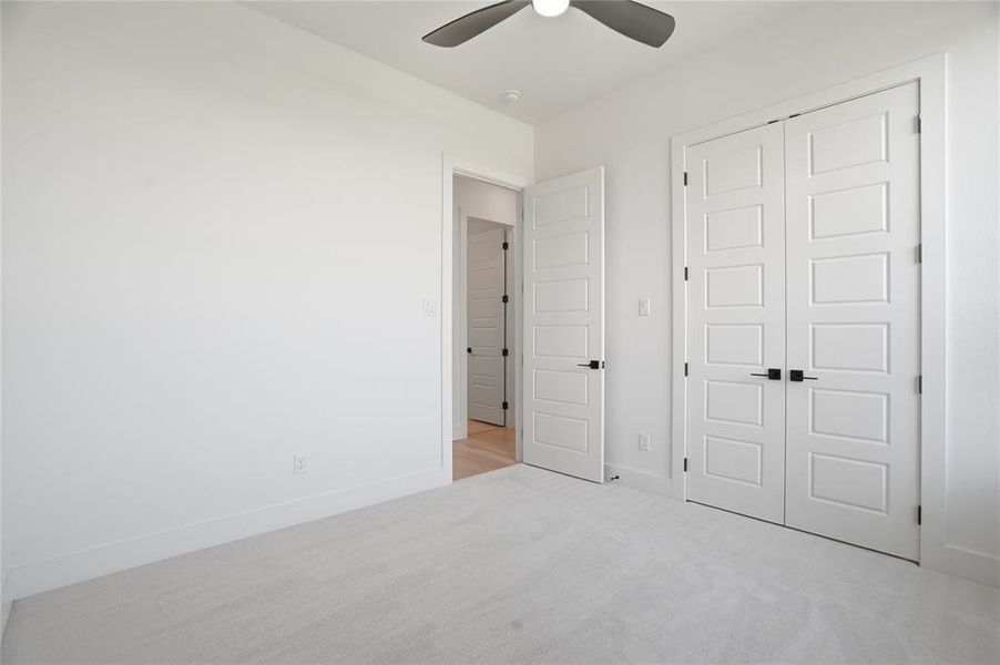 Spacious, unfurnished interior of a new home in Summit Ranch, Aledo (Image 23).