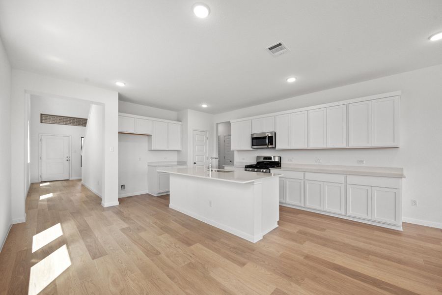 Furnished interior view inside a new home in Trinity Ranch, Elgin (Image 10).