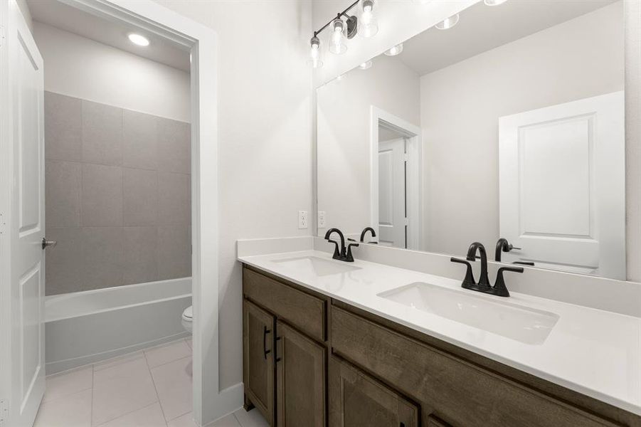 22. 2704 Andesite - 3RD Bath 22. 2704 Andesite - 3RD Bath