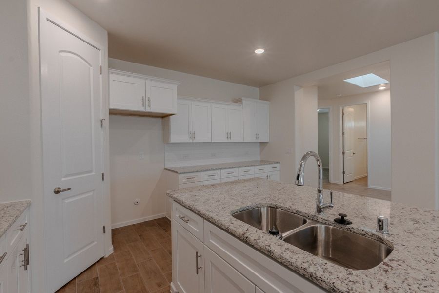 Furnished interior view inside a new home in Paseo Del Este, El Paso (Image 6).