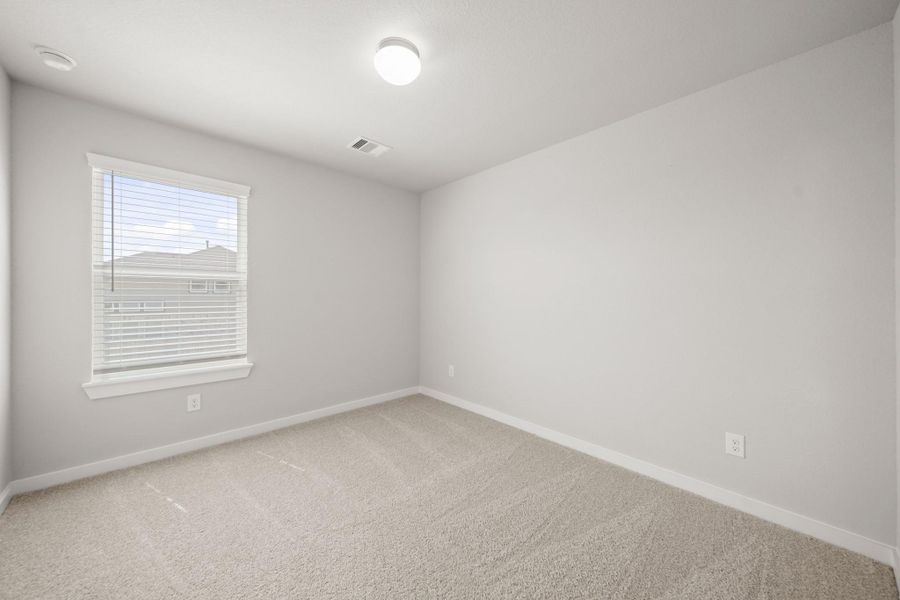 Spacious, unfurnished interior of a new home in Beacon Hill, Waller (Image 10).