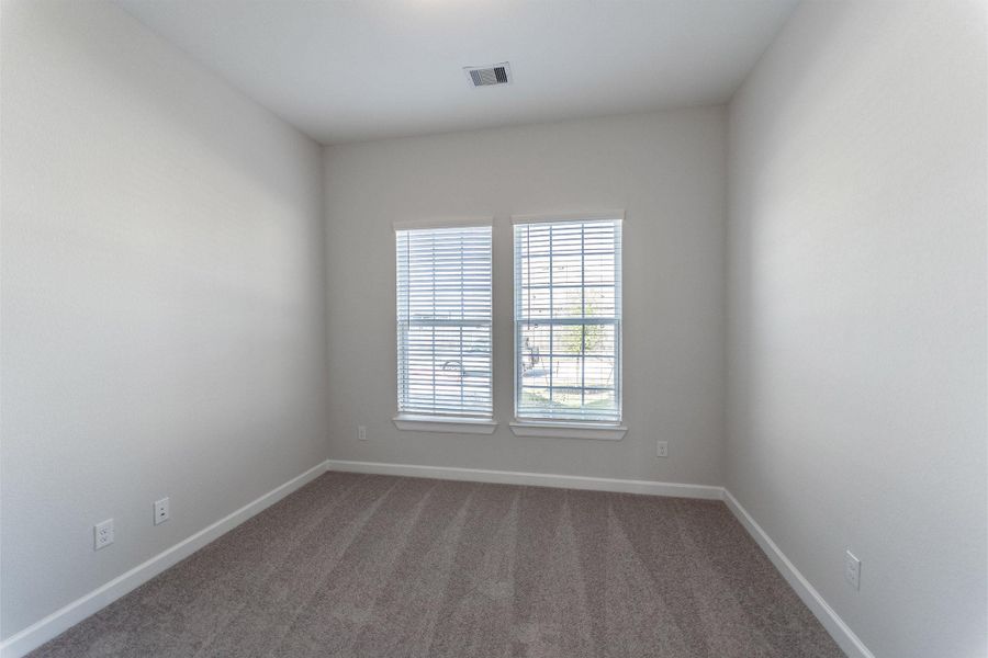 Spacious, unfurnished interior of a new home in Westwood, League City (Image 18). Spacious, unfurnished interior of a new home in Westwood, League City (Image 18).
