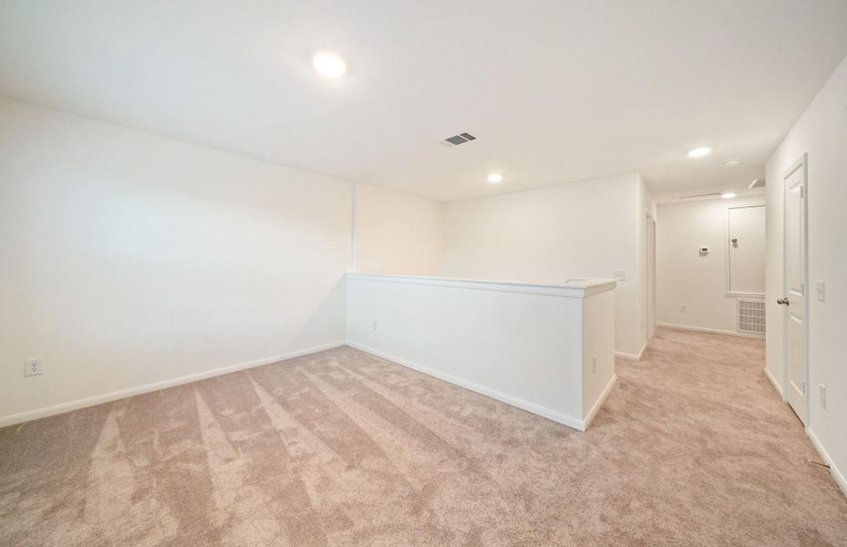 MODEL HOME images may NOT be consistent with the finished product.