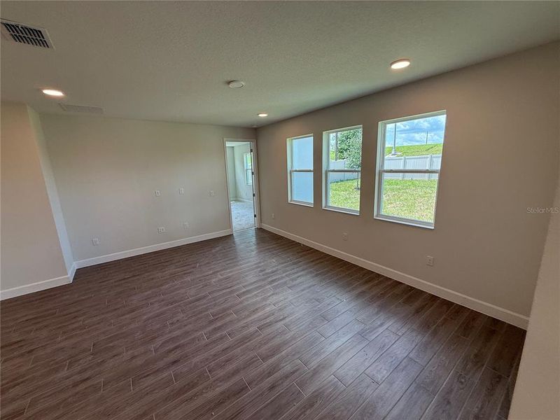 Spacious, unfurnished interior of a new home in Emerson Pointe, Apopka (Image 36). Spacious, unfurnished interior of a new home in Emerson Pointe, Apopka (Image 36).