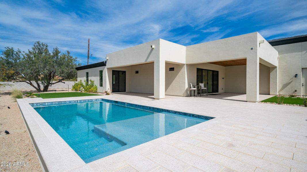 31388 Daylight Exterior Photos-16 31388 Daylight Exterior Photos-16