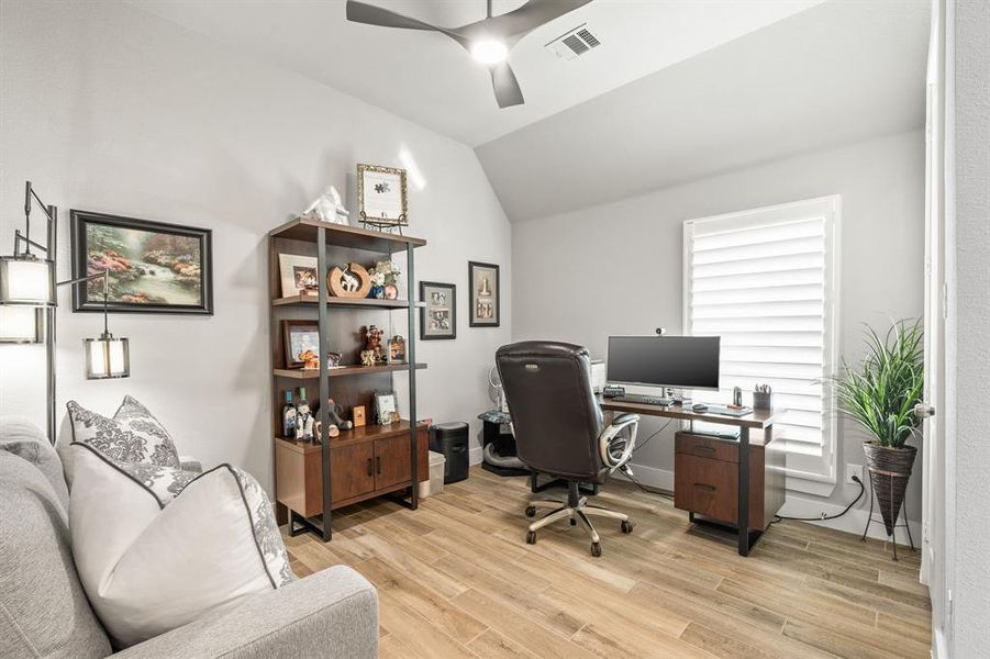Furnished interior view inside a new home in Trinity Falls, McKinney (Image 13).