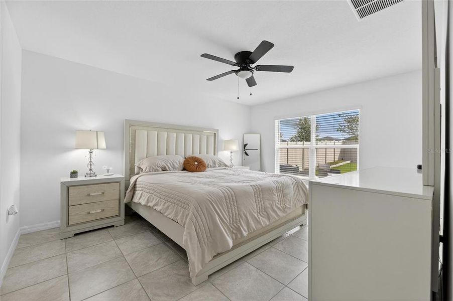 Furnished interior view inside a new home in North Park Isle, Plant City (Image 44).