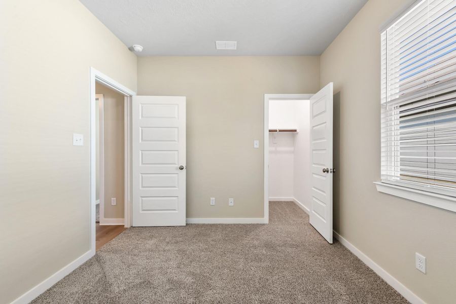 Spacious, unfurnished interior of a new home in , Caldwell (Image 32).